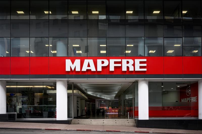 oficina-seguros-mapfre-lavalleja-1666-young-1-ofi00045.jpg